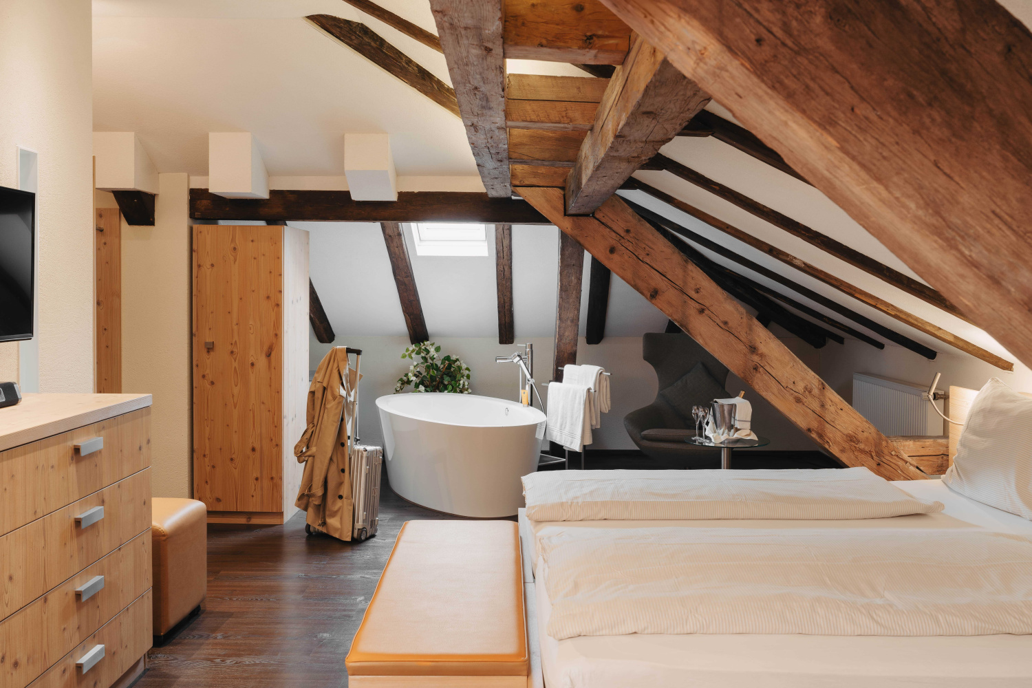 Waldegg Beletage Familienzimmer