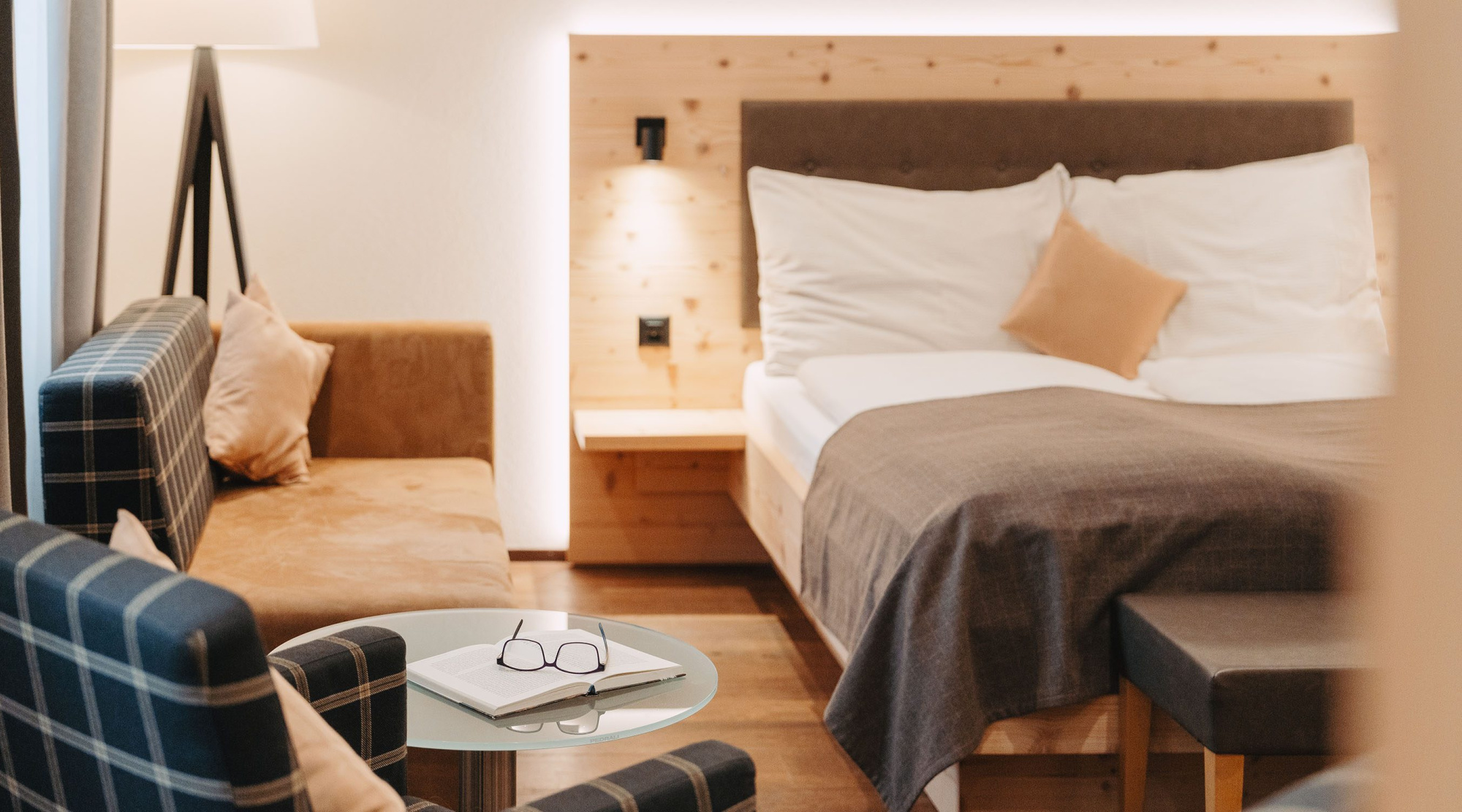 Doppelzimmer superior gasthaus waldegg horw 02