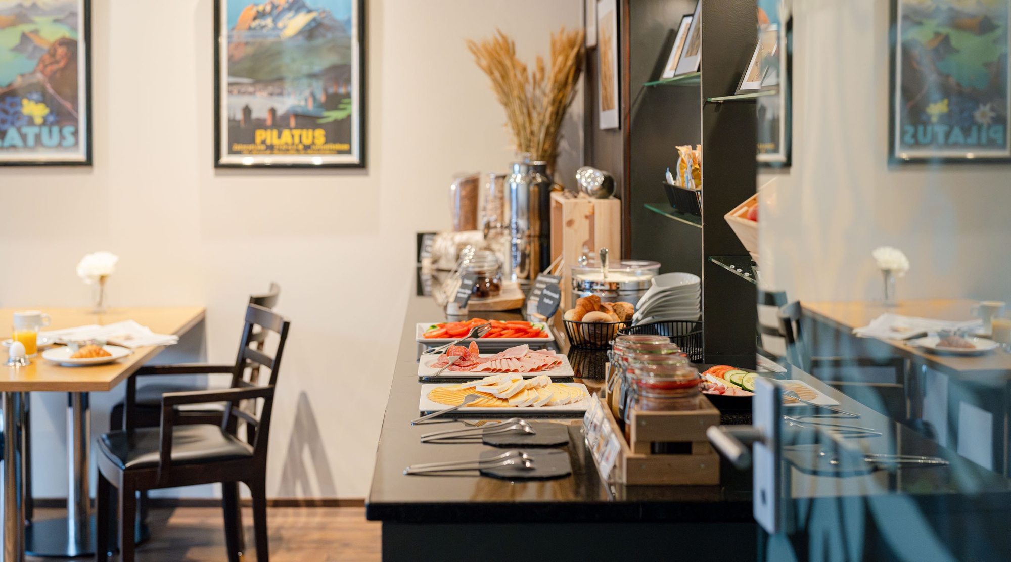 Fruehstueck restaurant gasthaus waldegg horw 04