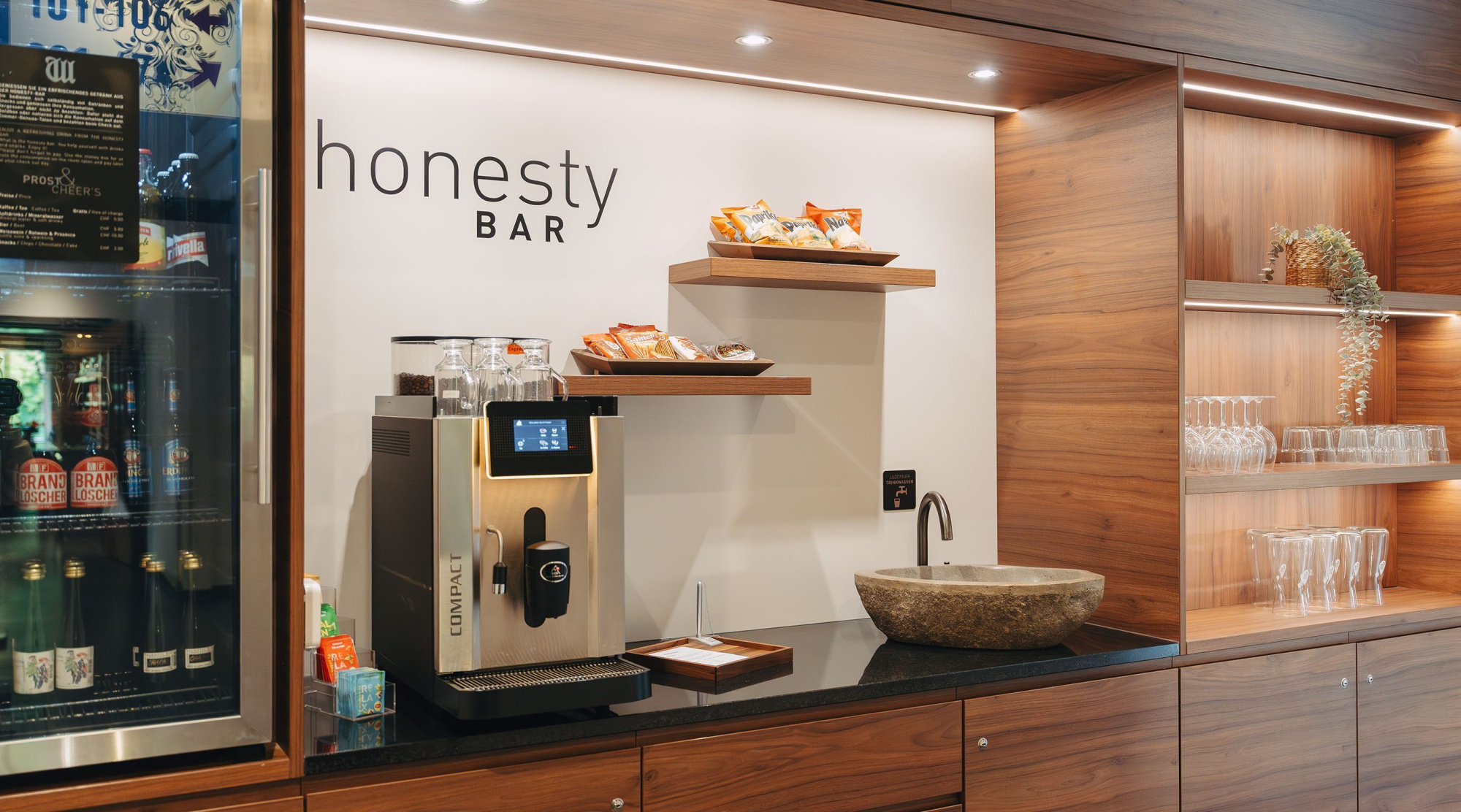 Honesty bar restaurant gasthaus waldegg horw 01