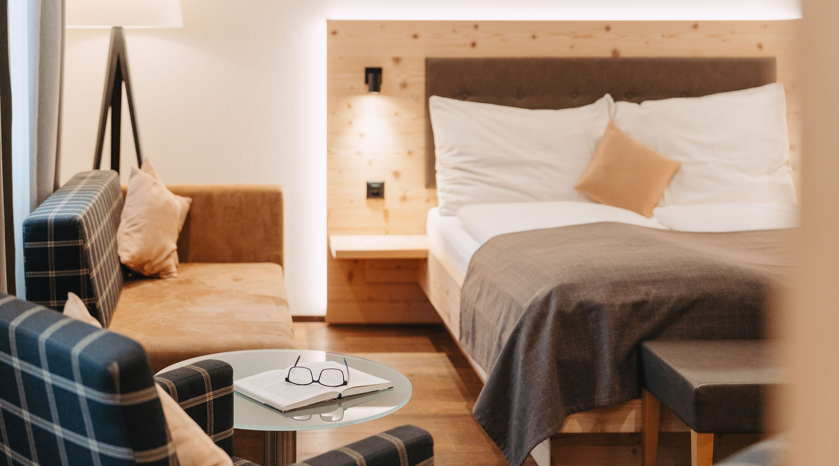 Doppelzimmer superior gasthaus waldegg horw 02